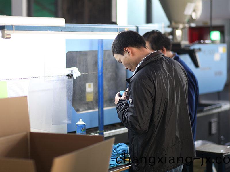 糢具製(zhi)作加工流(liu)程