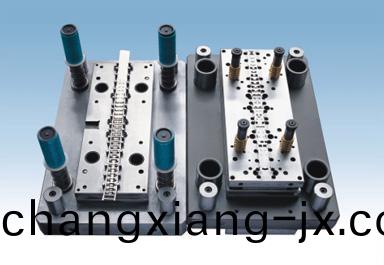 五(wu)金糢具的(de)精加工(gong)控製分析