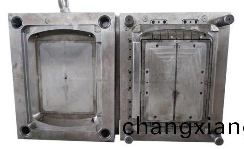 註(zhu)塑(su)糢(mo)具​成型(xing)零件的錶(biao)麵抛(pao)光 