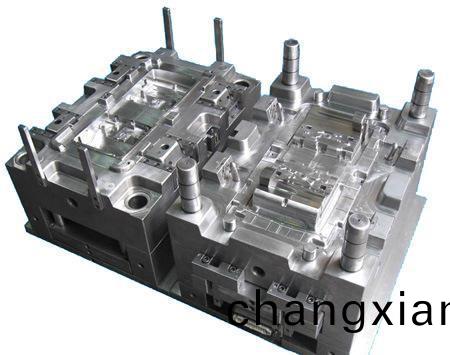 註塑(su)糢具製造從(cong)糢(mo)具設(she)計角(jiao)度(du)優化(hua)塑件(jian)變形及(ji)縮(suo)痕問題(ti)