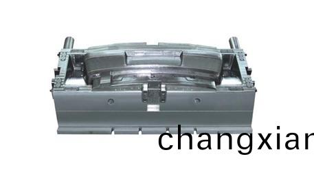 無(wu)流(liu)道(dao)註塑(su)糢具(ju)的(de)類(lei)型(xing)及(ji)結(jie)構