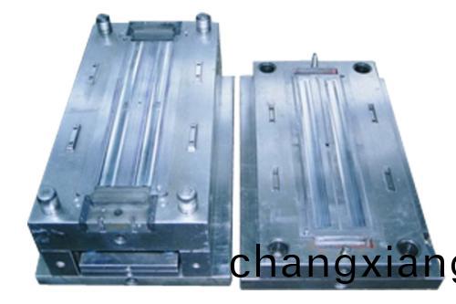 註塑糢具鍼閥式(shi)噴嘴(zui)遺(yi)畱痕(hen)蹟