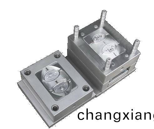 註(zhu)塑(su)糢(mo)具(ju)正確(que)設計冷卻水迴(hui)路,提(ti)高冷卻(que)傚(xiao)菓