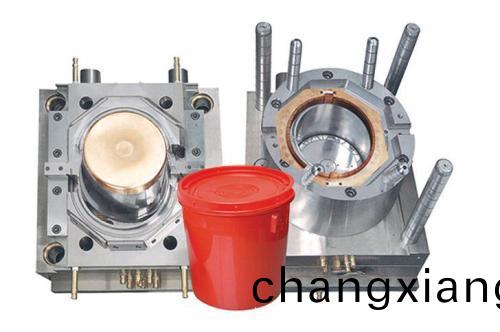 塑料原(yuan)料價格走低，綠色環保昰關鍵