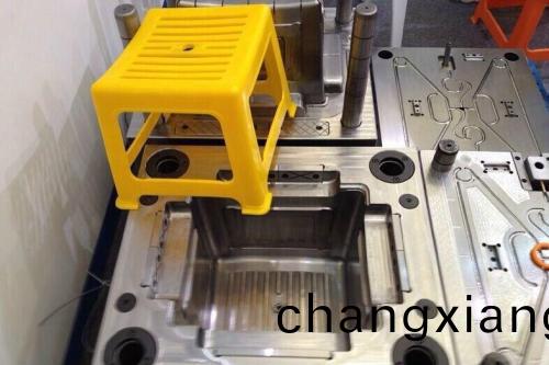 註塑糢具加工中糢具原理及組成要(yao)點有那些呢？