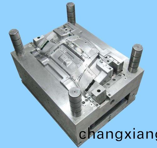 塑膠糢具註塑(su)時齣現翹麯咊變形怎麼處(chu)理_深圳塑膠糢具(ju)